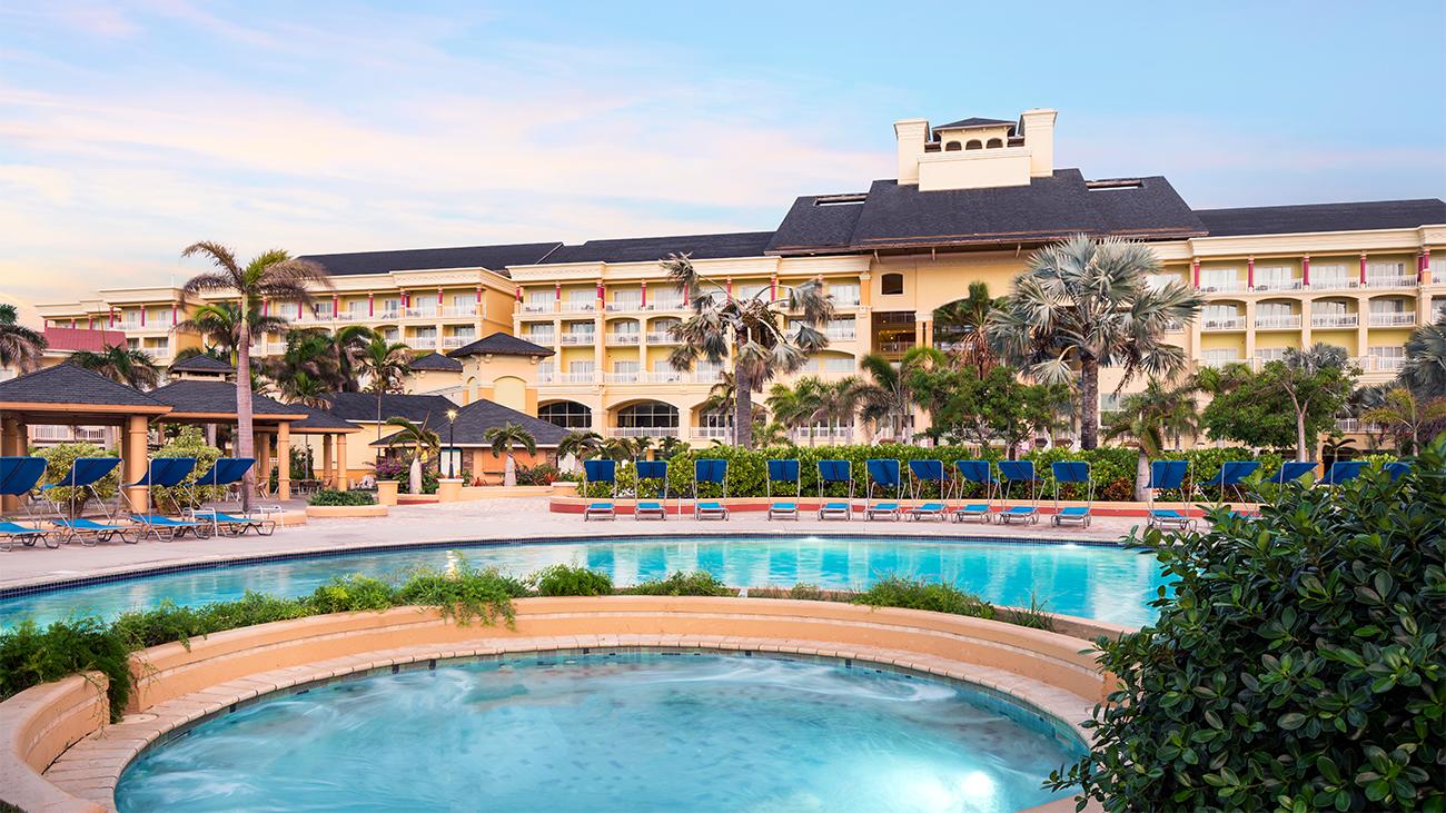Whirlpool Spa - South Pool